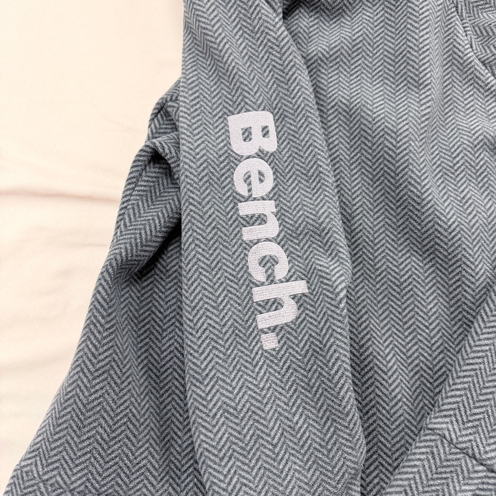 Bench Women's Zigzag Patterned Gray Jacket - image 6